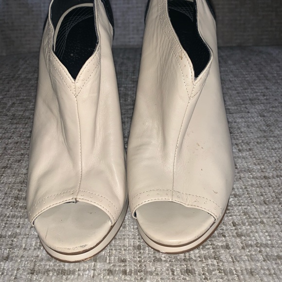 Booties - Picture 4 of 5